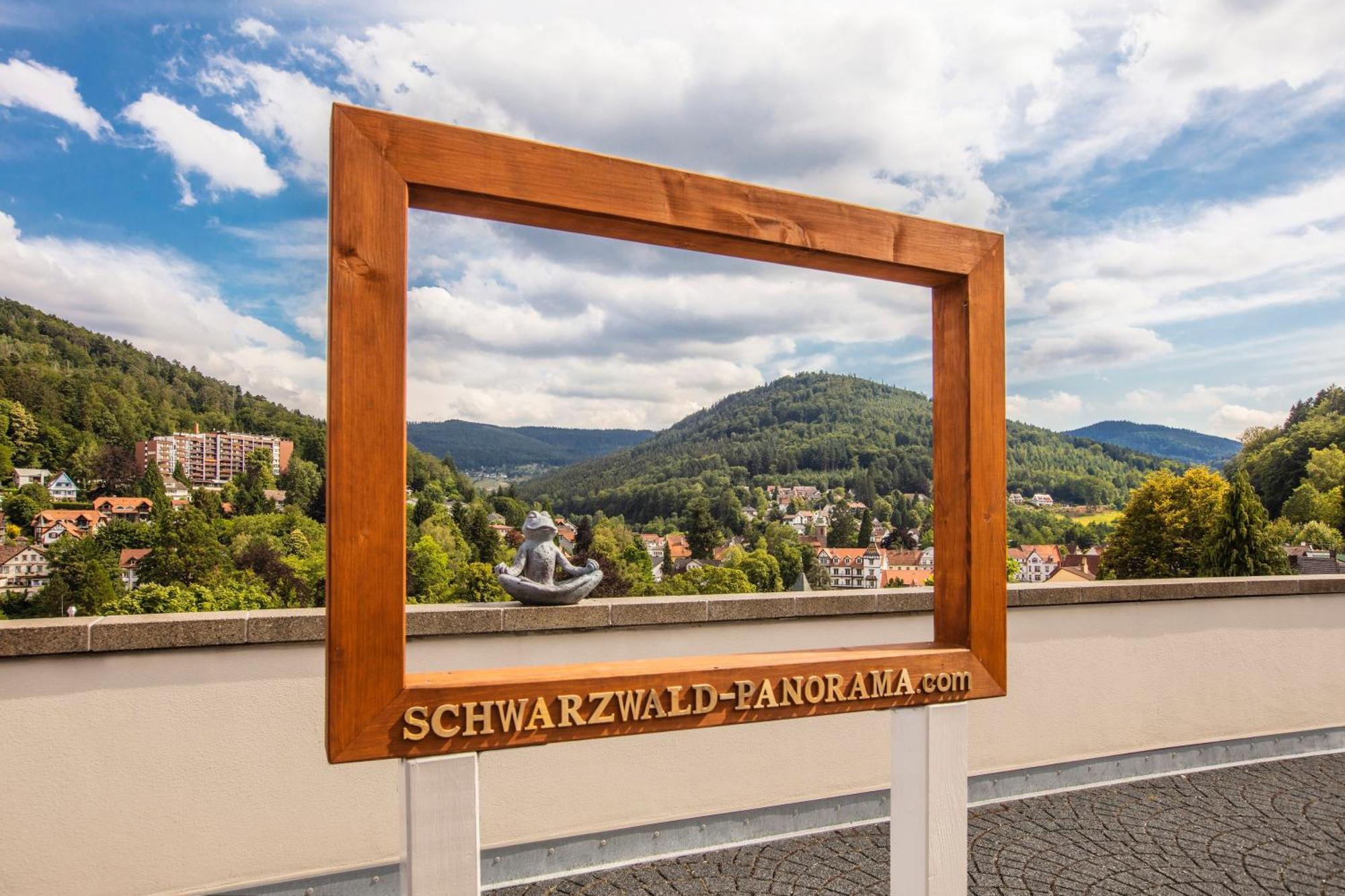 Hotel Schwarzwald Panorama Bad Herrenalb Exterior foto